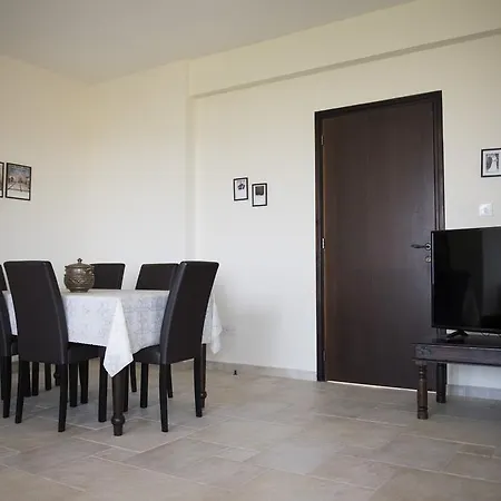 Agrepavli Lapithia Kallepia