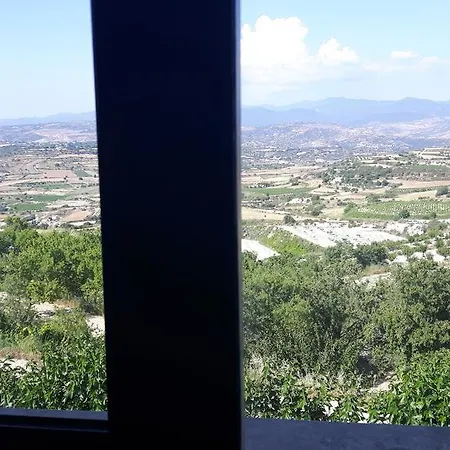 Agrepavli Lapithia * Kallepia