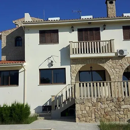 Agrepavli Lapithia Kallepia