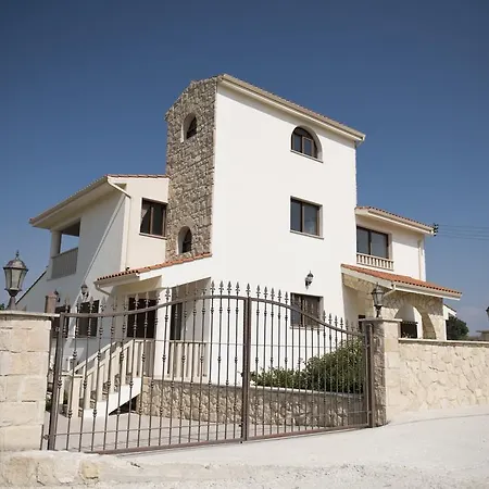 Agrepavli Lapithia Kallepia