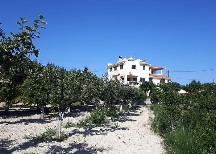 Agrepavli Lapithia * Kallepia