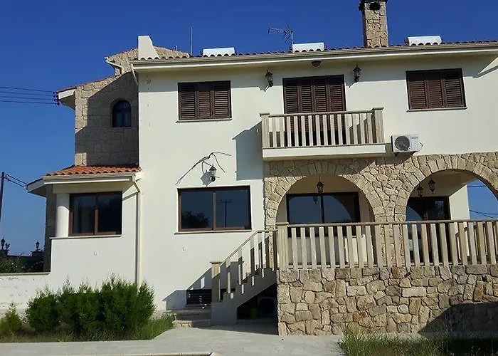 Agrepavli Lapithia Kallepia