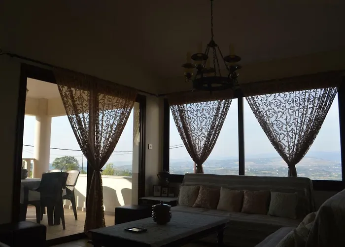 Agrepavli Lapithia アパート *